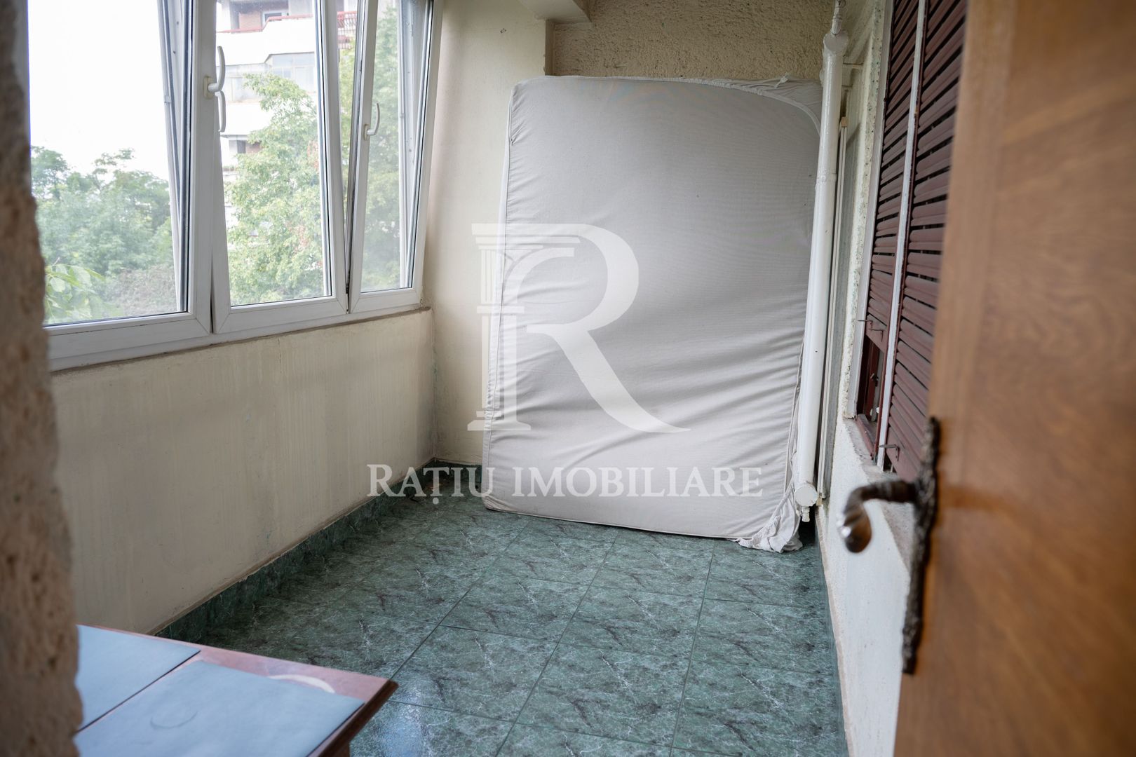 Apartament cu 2 camere | Decebal | Etajul 2 | Oradea - Poză 11