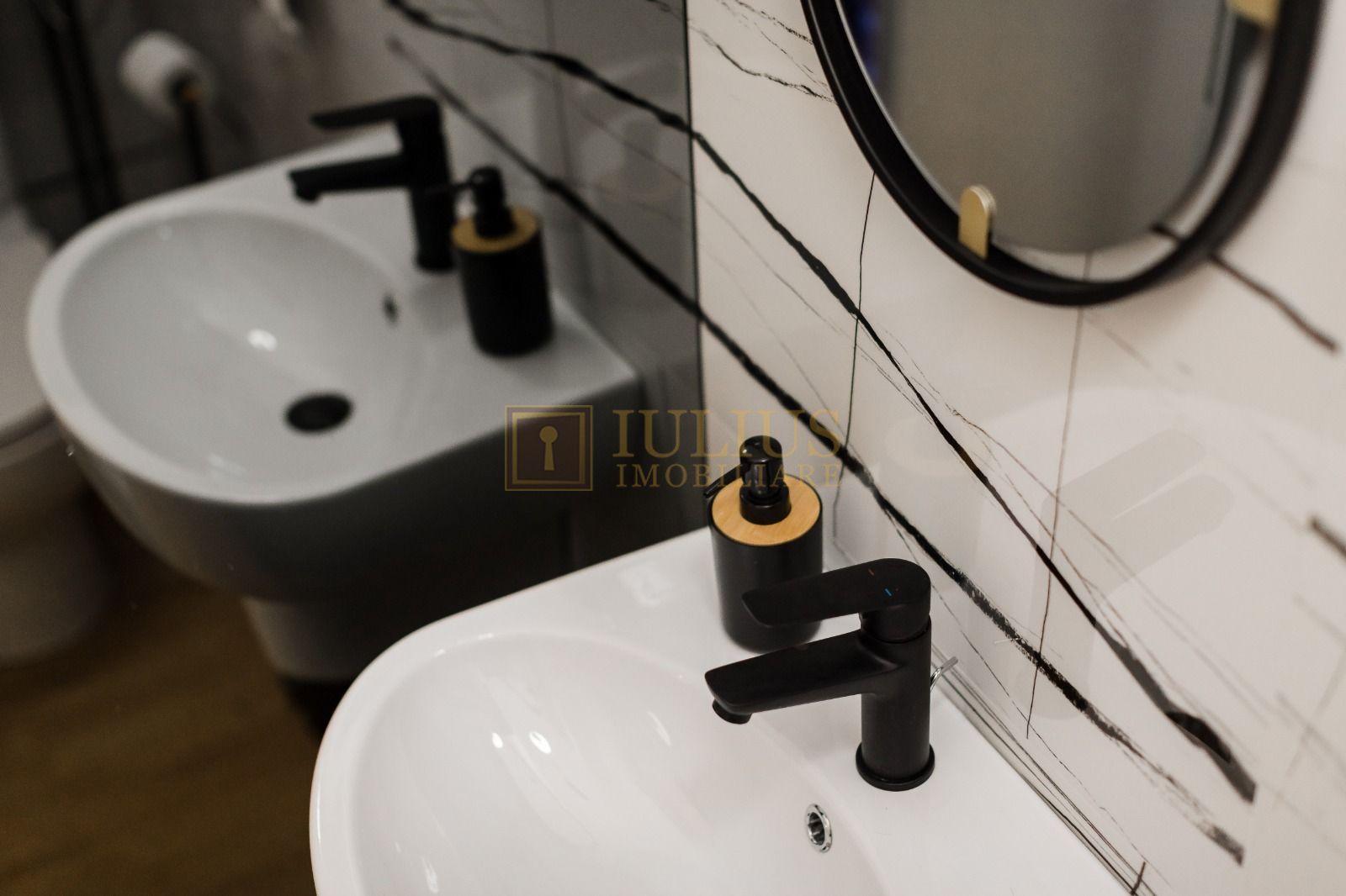 2 camere| LUX în centrul Timișoarei|centrala proprie| etaj 2| - Poză 21