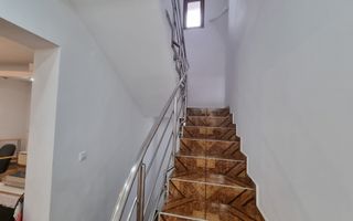 De vanzare casa 6 camere, S+P+M, 900mp teren, Cetate - Poză 9