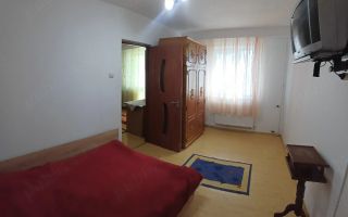 Apartament cu 2 camere de vânzare, zona Casa de Cultură, Constanța - Poză 1