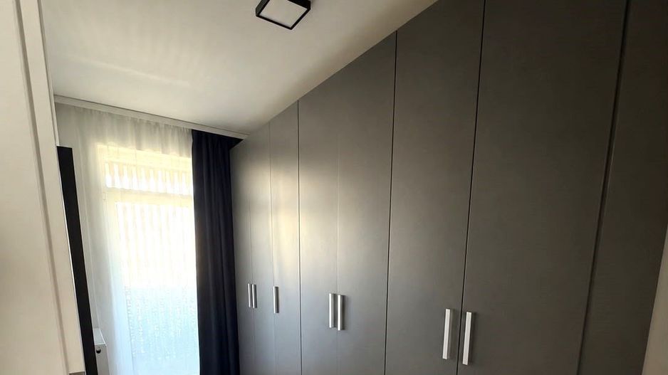 Apartament 62.7 mp utili, 2 bai, 2 balcoane si 2 locuri de parcare - Poză 4