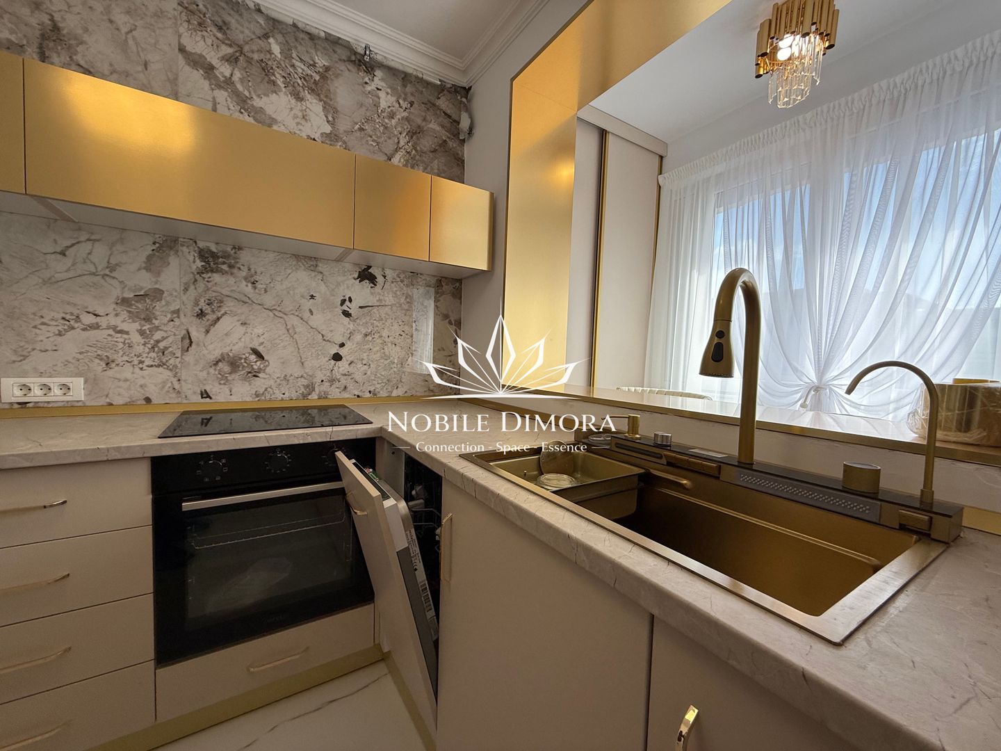 Apartament de lux - Ultracentral - 2 camere - parcare privata - Poză 10