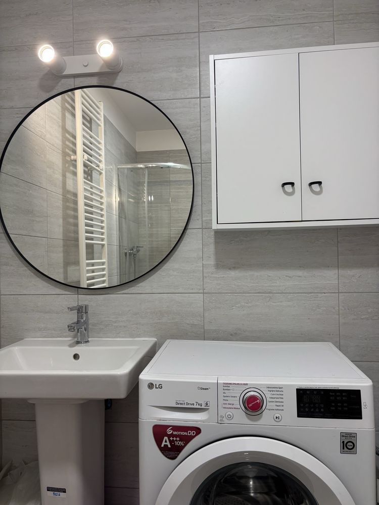 Moghioros Park Residence // Ultramodern // Mobilat/Utilat - Poză 8