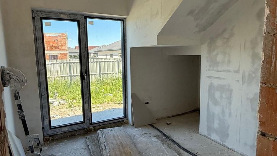 Casa individuala la 4 km de Brasov - Poză 5