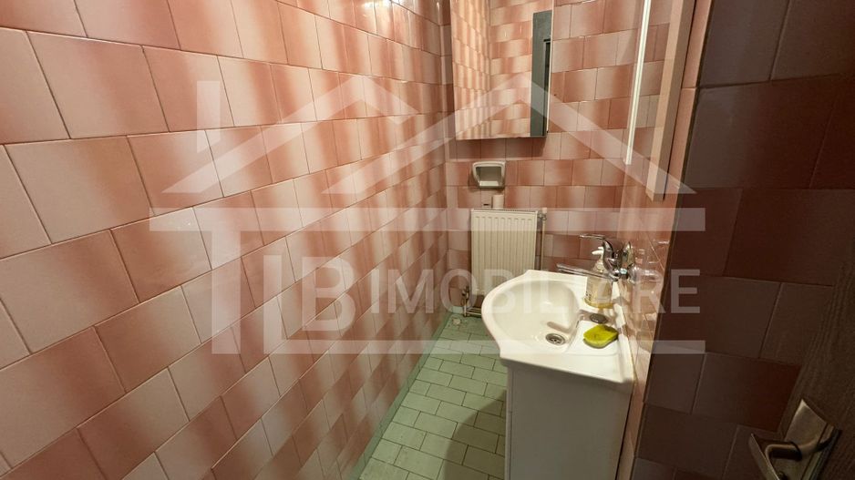 Apartament cu 3 camere, decomandat, 84mp, Zona Poli 2 - Poză 8