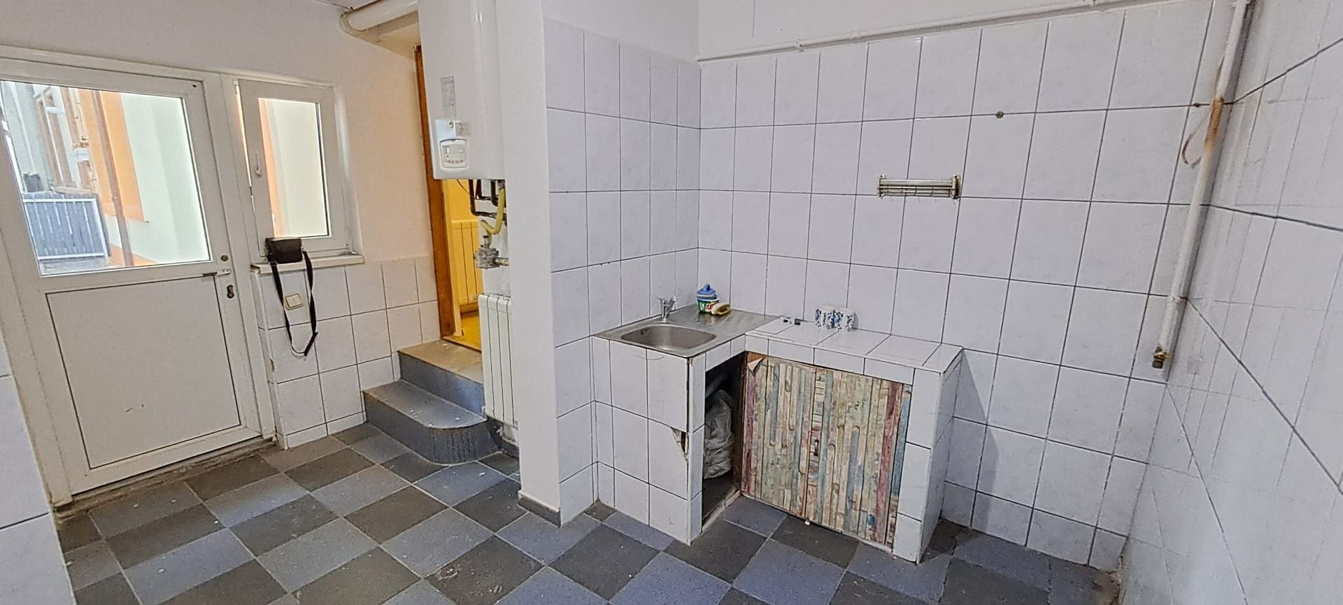 Dimitrie Cantemir, langa metrou Tineretului, 2 camere cu curte proprie - Poză 9