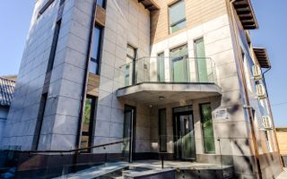 Vânzare spațiu comercial  Centru de 451,6 mp, amplasat pe teren privat - Poză 5