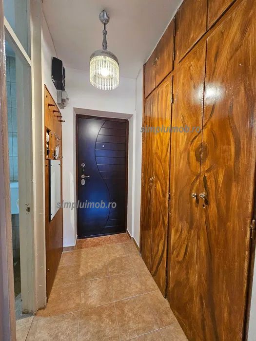 Garsoniera de renovat etaj intermediar Piata Delfinului - Poză 4