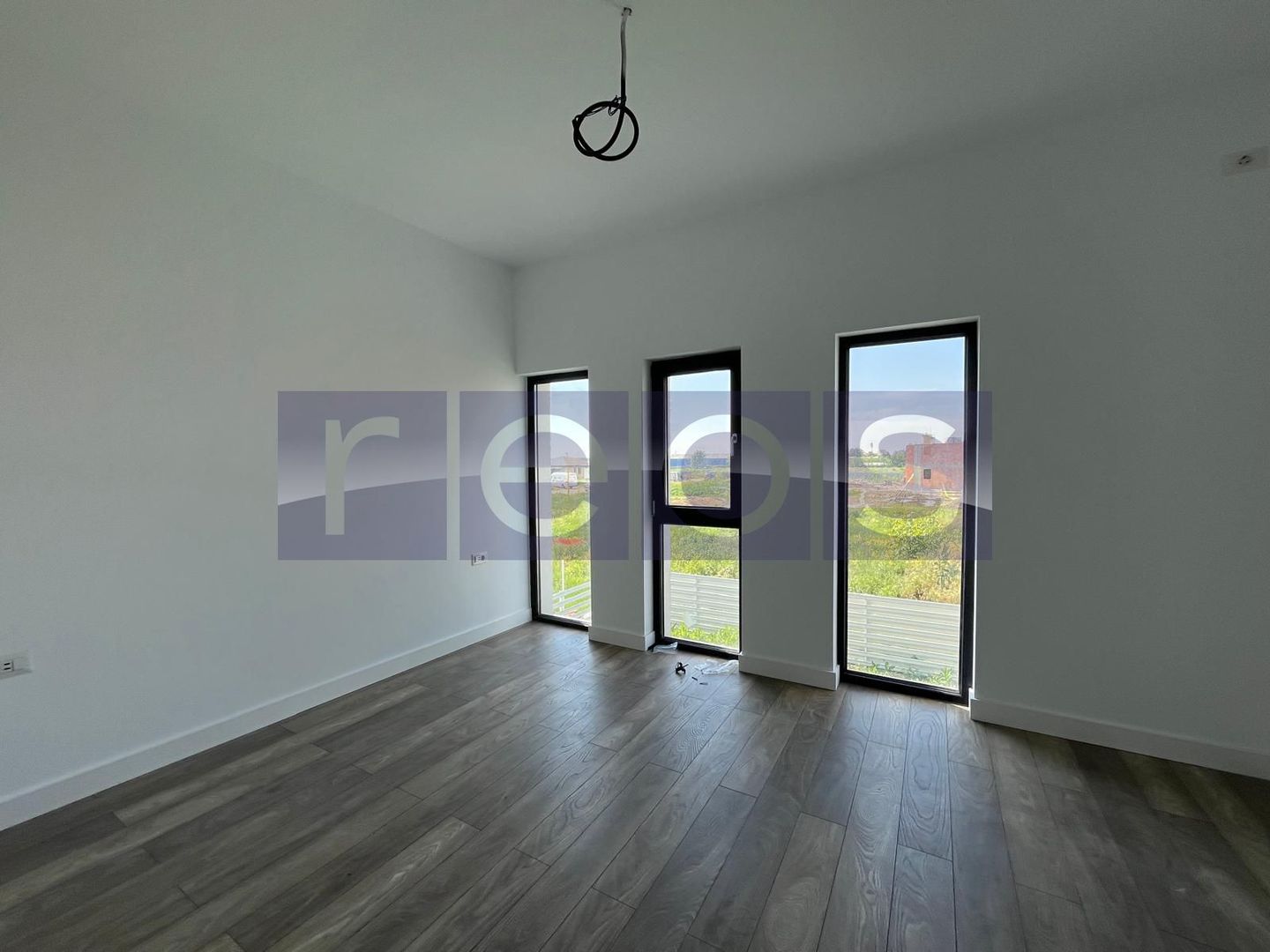 VILA NOUA 4 CAMERE | TUNARI | ZEPELLIN RESIDENCE - Poză 2