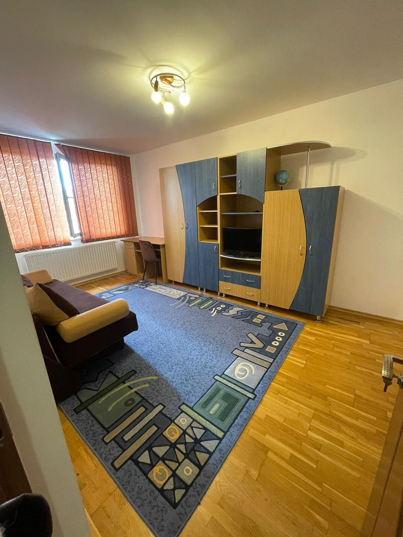 Apartament cu 2 camere de închiriat in Alba Iulia - Poză 3