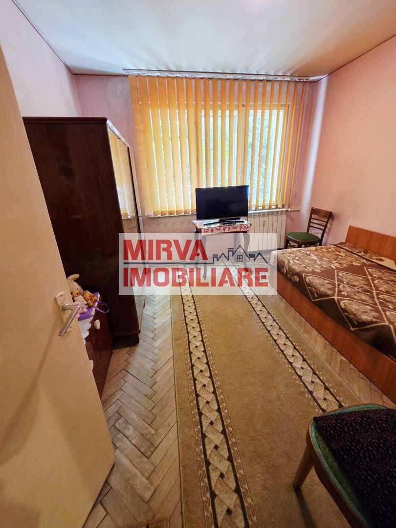 Apartament 3 camere, decomandat, parter, zona Republicii - Poză 15