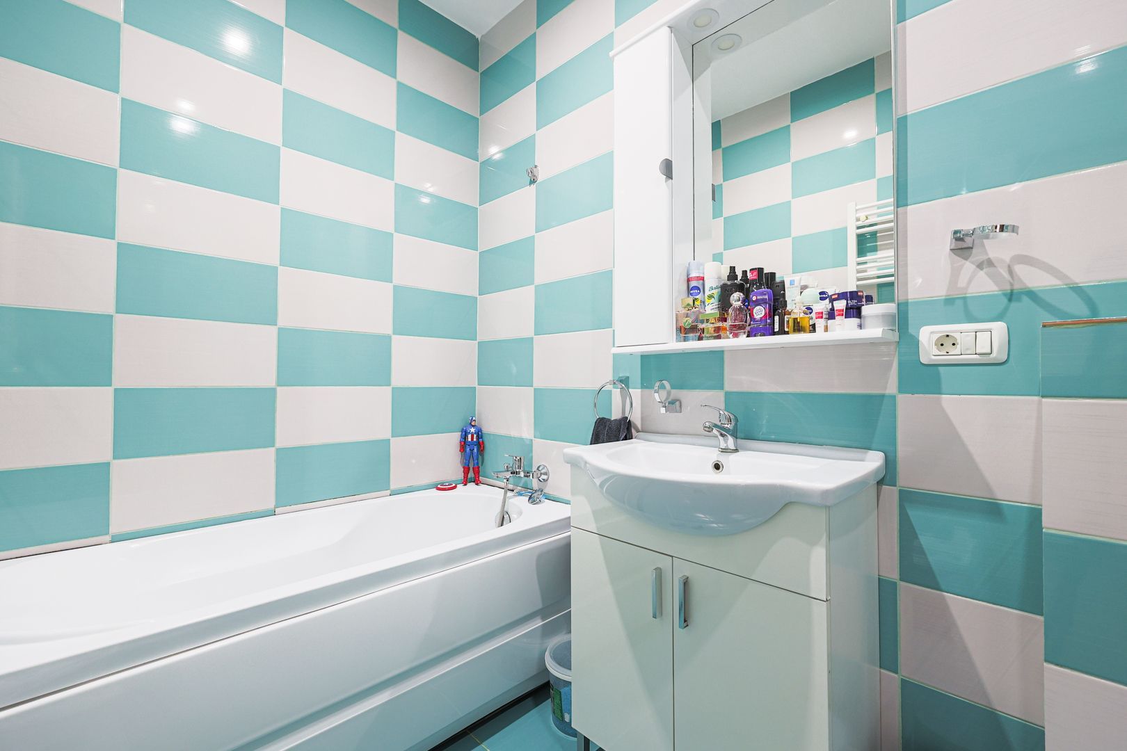 Pret redus Apartament cu scara interioara in bloc nou Comision 0 - Poză 8