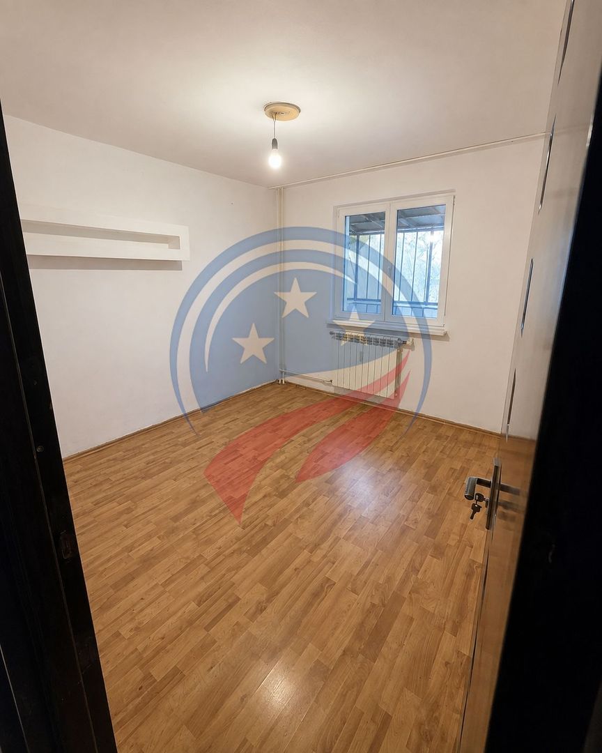 Apartament 2 camere, parter, Craiovita Noua - Poză 1