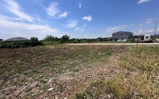 De vânzare teren intravilan cu potențial în Titu! - Poză 1