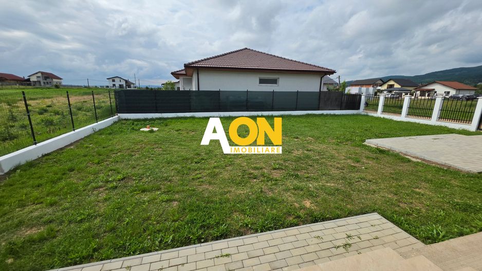 Casă individuală de vânzare în zona Micești - Alba Iulia, 4 camere - Poză 2