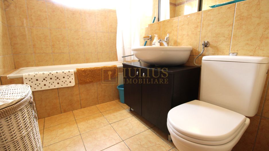 Apartament in zona Lipovei - Poză 10