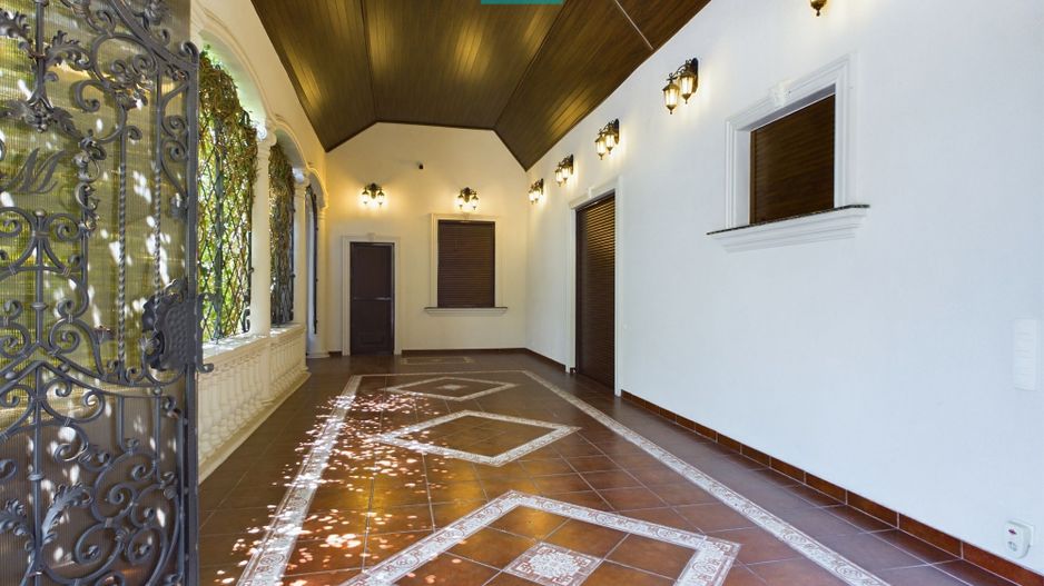 Vilă luxoasă în Serbia - Poză 35