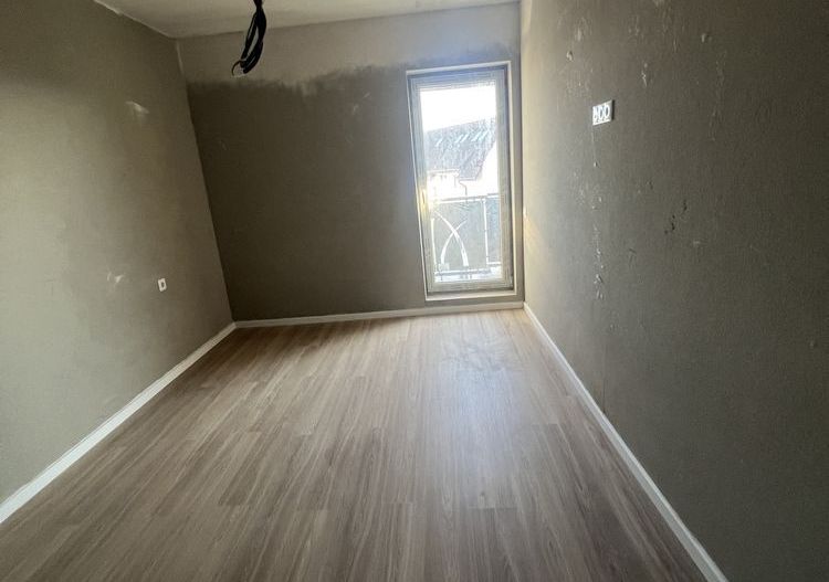 Vanzare apartament nou, suprafata generoasa - Poză 3