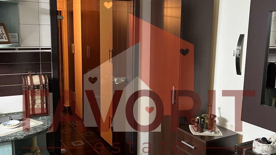 3 camere, decomandat | etaj 4 | centrala proprie | mobilat | zona excelenta - Poză 15