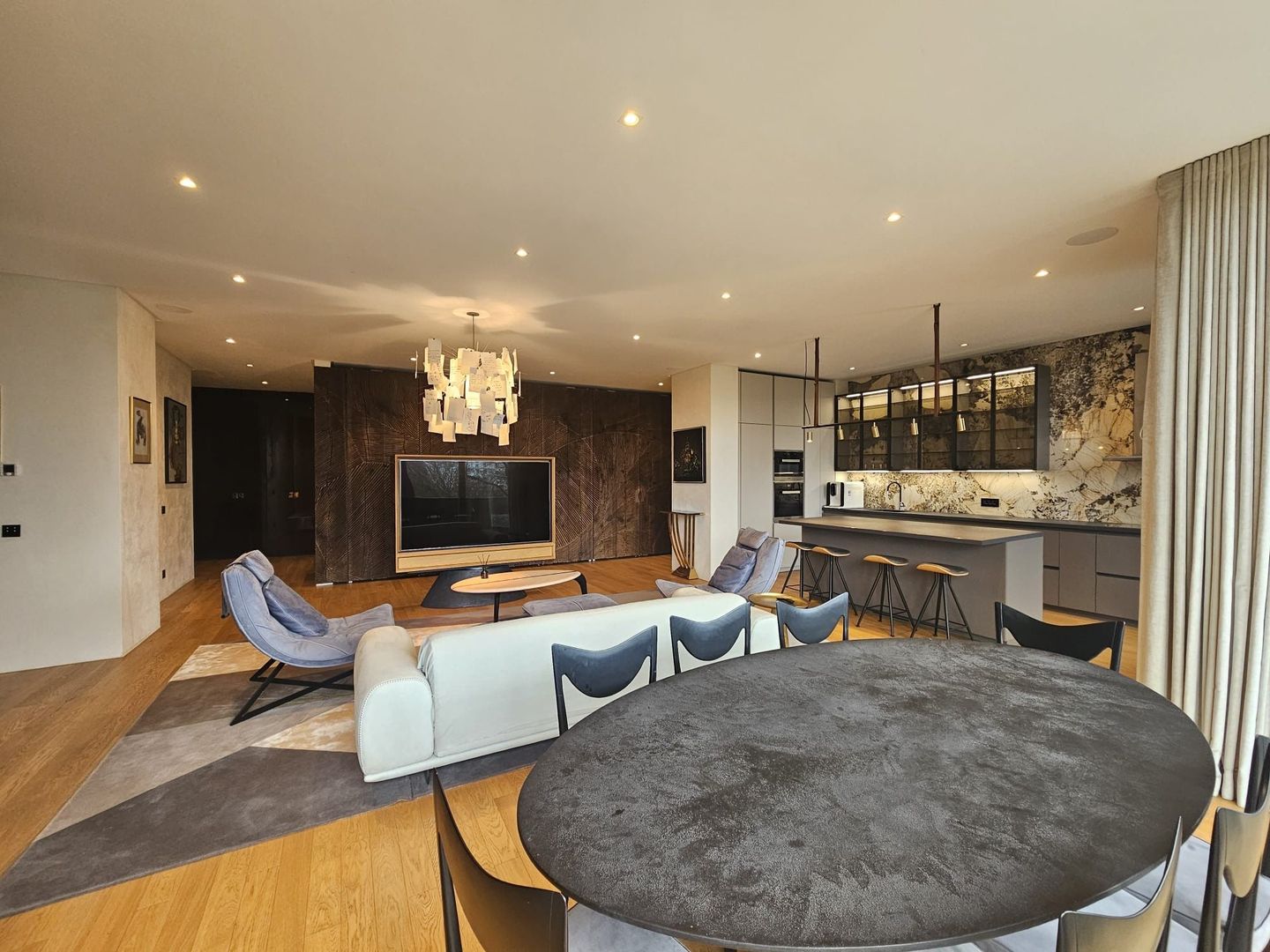 Rafinament și Confort Absolut – 4 Camere în Rahmaninov Residence - Poză 4