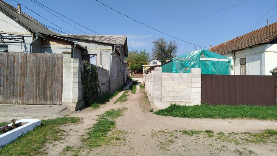 Apartament Spațios cu 3 Camere-Chetrosu Anenii Noi - Poză 4