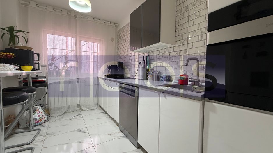 VÂNZARE 3 CAMERE | ZONA TITAN | LOC DE PARCARE - Poză 9