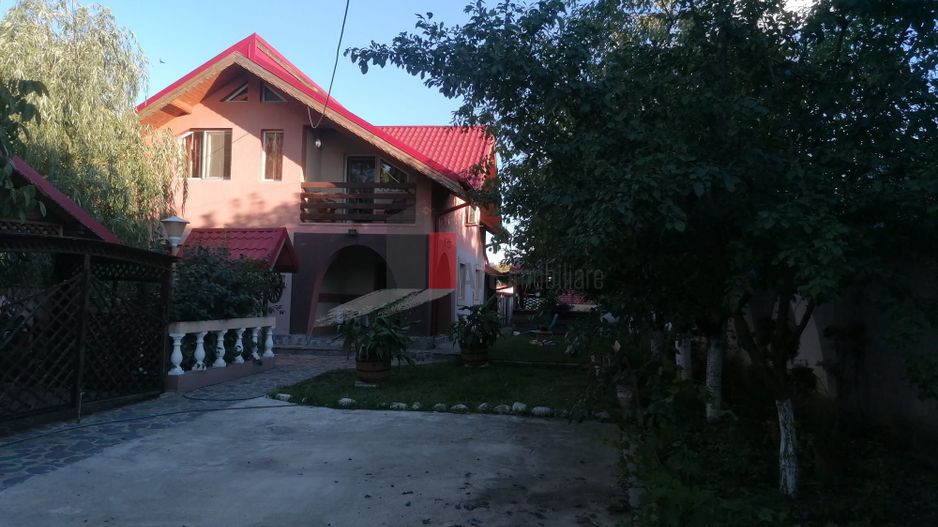 Dascalu-lfov-Vila D+P+M-5 camere-Locatie Deosebita - comision 0 - Poză 1