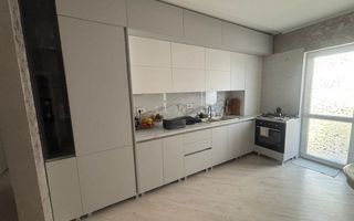 Apartament 3 camere decomandat Grand Kristal Residence/loc parcare - Poză 2