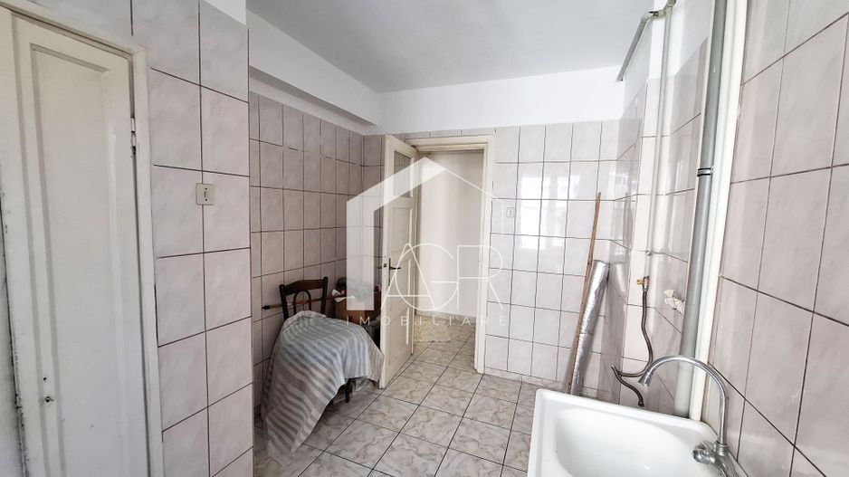 Apartament cu 2 camere, zona Ultracentral - Poză 5