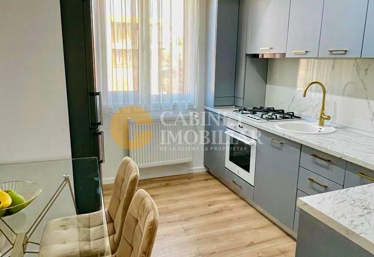 Etaj 3 Apartament 3 Camere Lux Mobilat  si Utilat Complet - Poză 4