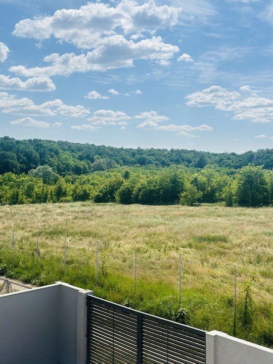 Vila cu ieşire la lac - Poză 13