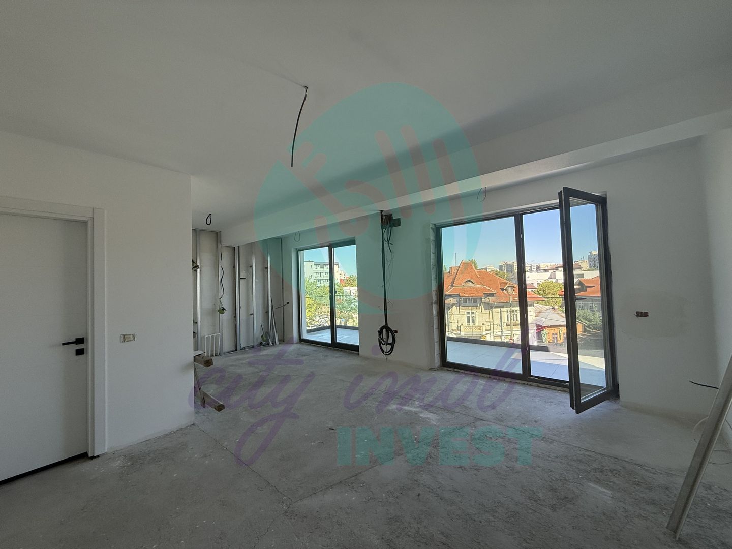 Apartament cu LIFT IN INTERIOR si doua terase de 21 mp in total - Poză 5