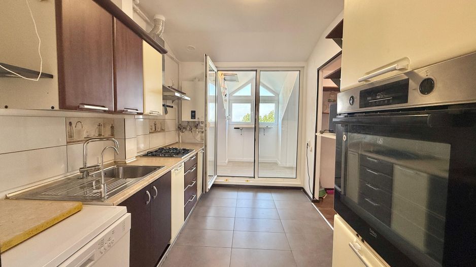 COSMOPOLIS - Apartament cu 2 camere si 2 terase, mobilat si utilat. - Poză 7