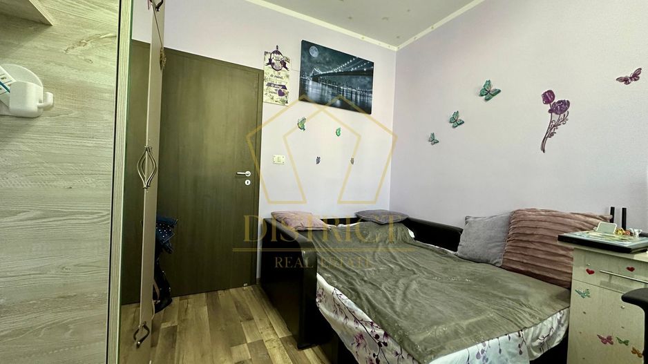 Apartament cu 3 camere mobilat si utilat la parter in Giroc la asfalt. - Poză 9