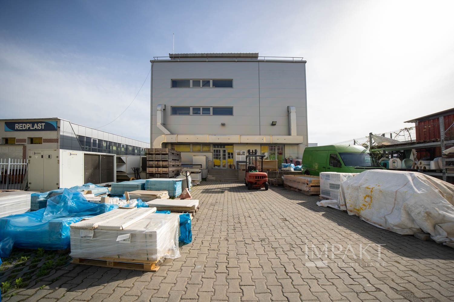 Cladire comerciala reprezentativa de inchiriat Calea Bucuresti Brasov - Poză 42