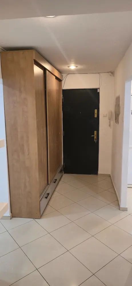 Închiriez apartament 3 camere, Mall Vitan, centrală proprie - Poză 6