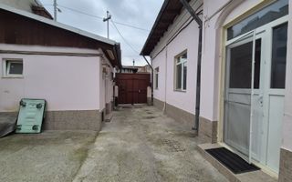 Spațiu Comercial de Vânzare în Domenii – 14 Camere, 351 mp Teren - Poză 5