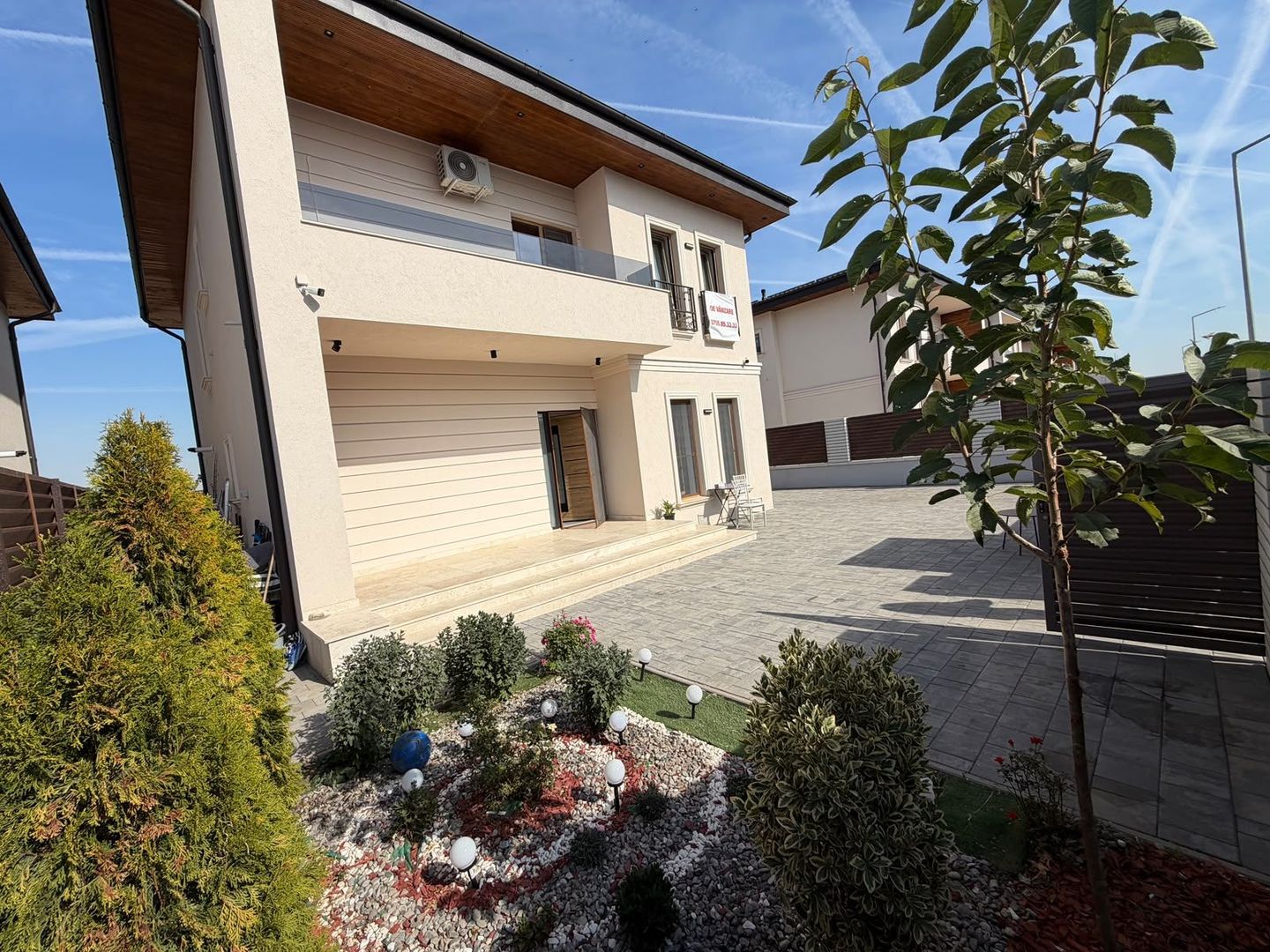 CASA INDIVIDUALA - TEREN 370 MP, PISCINA, SEMI-MOBILAT, COMISION  0% - Poză 2