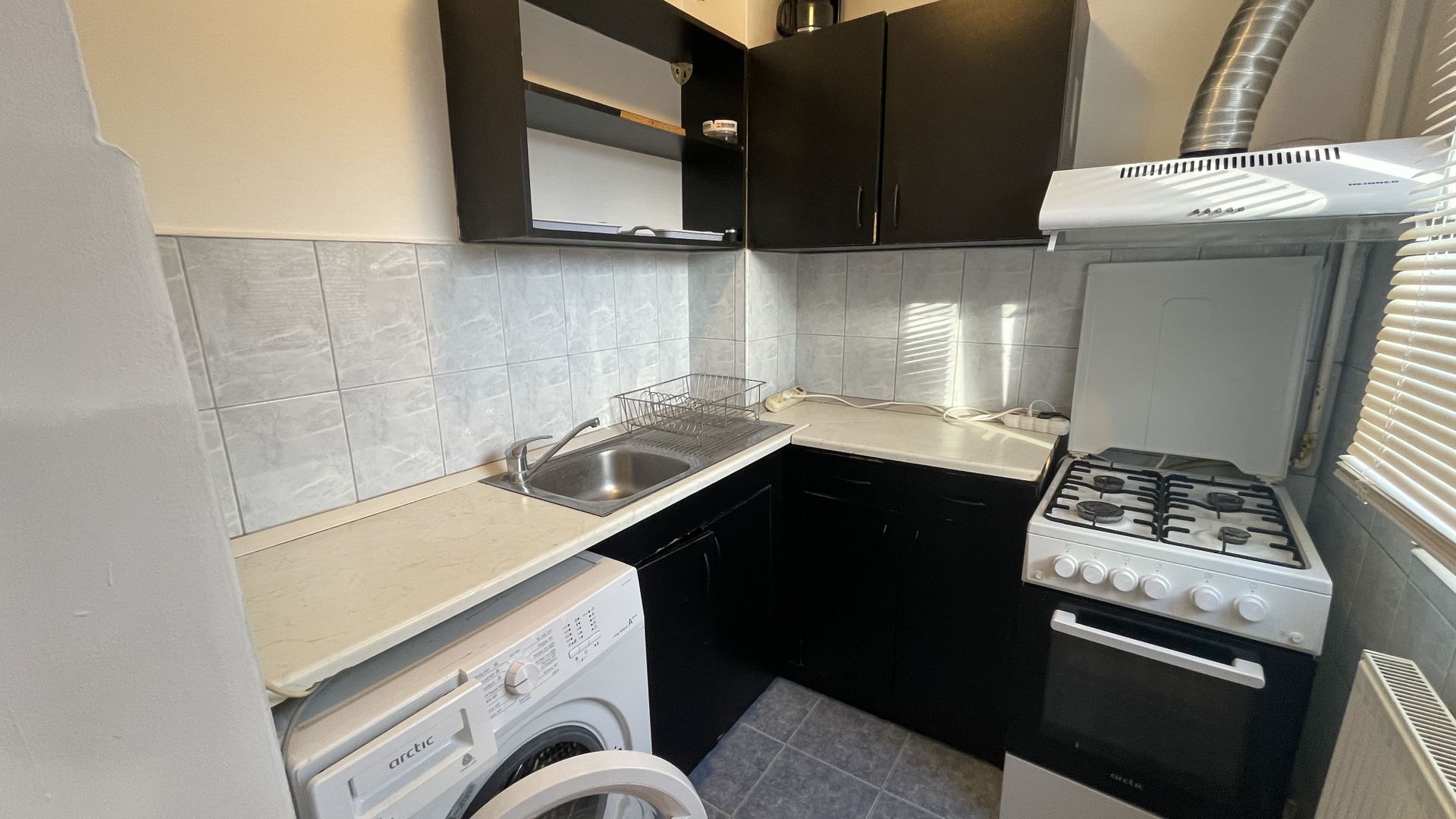 Apartament cu trei camere zona Dacia - Poză 7