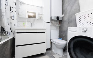 Apartament cu 4 camere spre vânzare, strada Romană, Centru - Poză 6