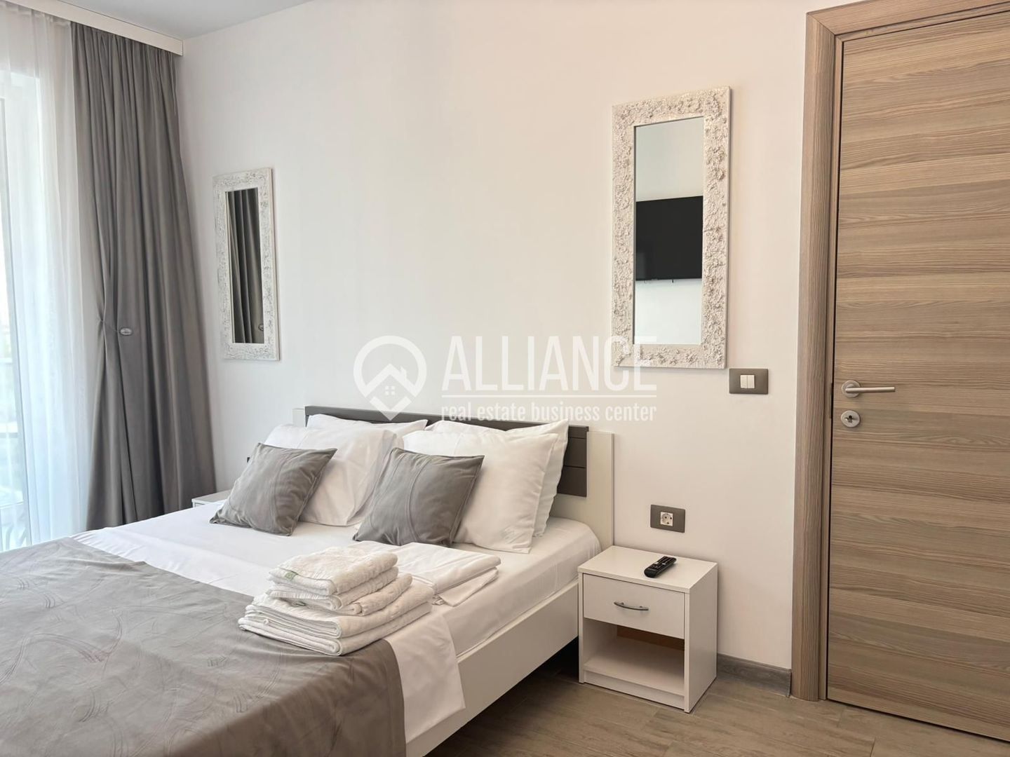 MAMAIA (COD10) - Apartament de inchiriat cu doua camere ,52 mp - Poză 2