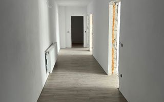 Apartament 3 camere, zona Turnisor - Poză 11