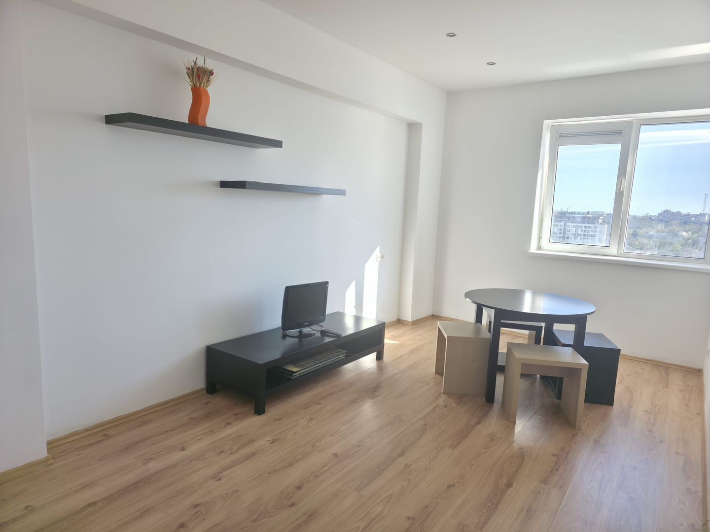Apartament 2 camere tip Studio Vitan barzesti - Delta Vacaresti - Poză 1