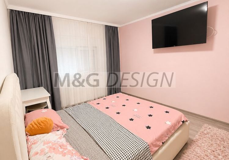 Apartament 4 camere Aradului etaj 2 - Poză 3