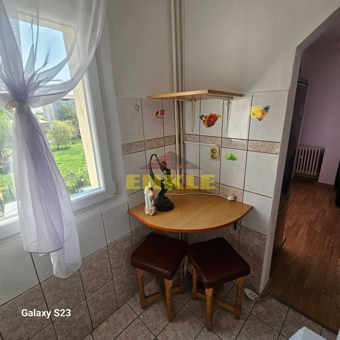 De închiriat garsonieră – zona Liceului Economic - Poză 4