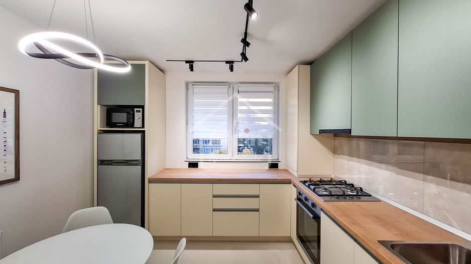 Finisaje Calitative I Centru Civic - Poză 10