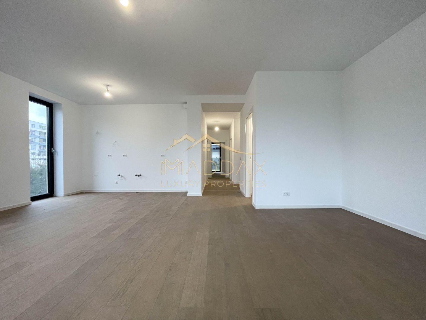 4 rooms apartment***181sqm***// 84sqm garden // Baneasa - Poză 4