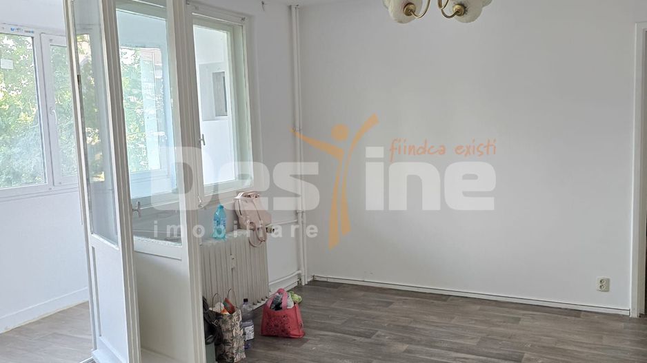 APARTAMENT 3 CAMERE SEMIDECOMANDAT - Poză 5
