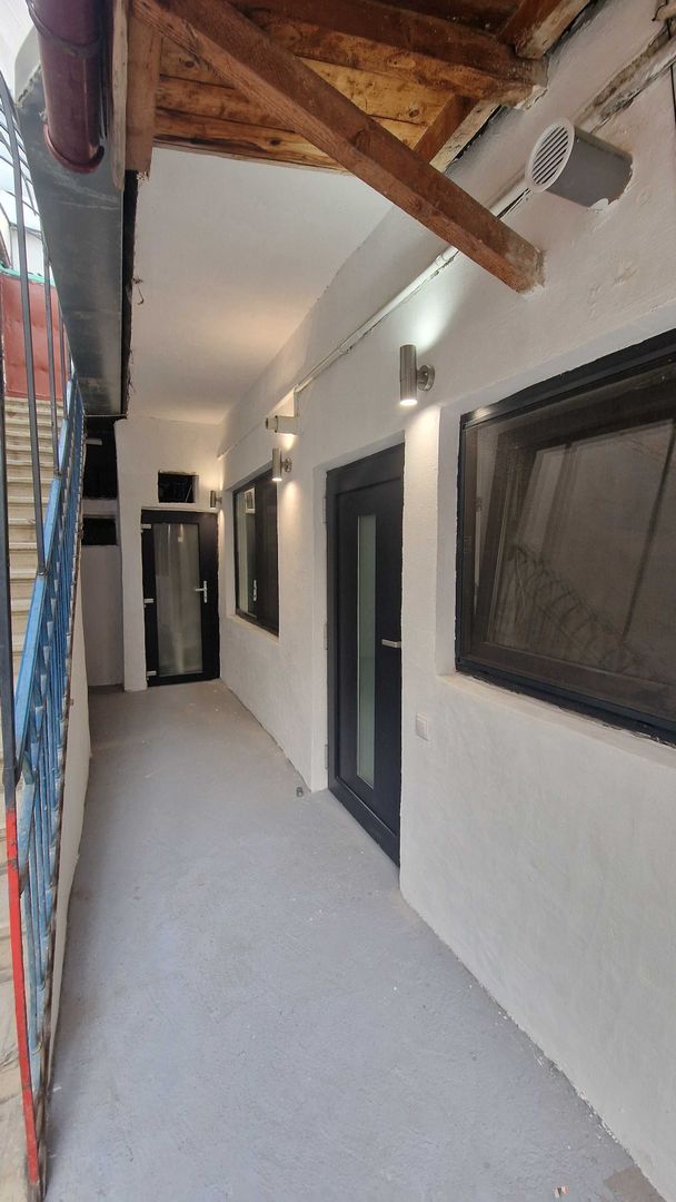 Garsoniera in centrul istoric, Brașov - Poză 7