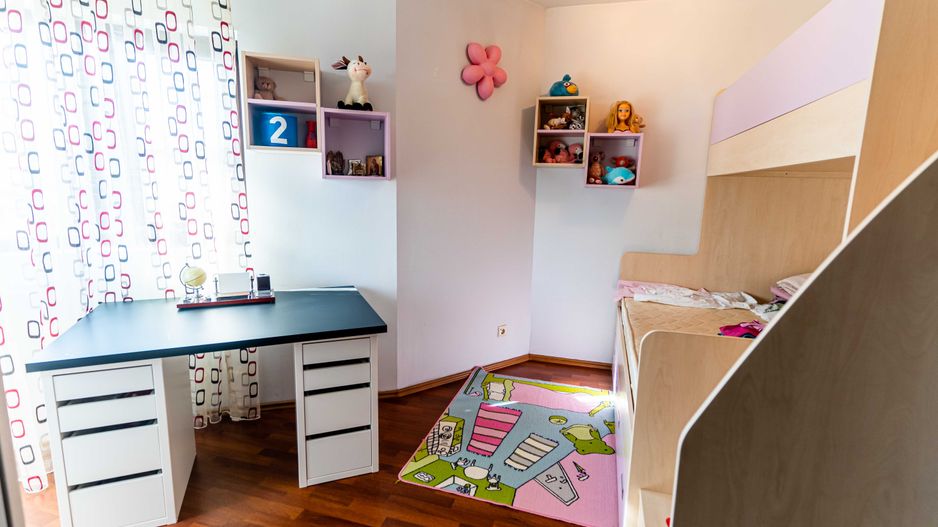 Casă / Vilă cu 6 camere de vânzare în Balotesti - Poză 23